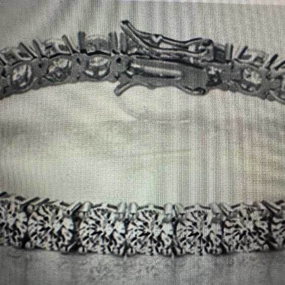 NWT TENNIS BRACELET - Picture 8 of 8
